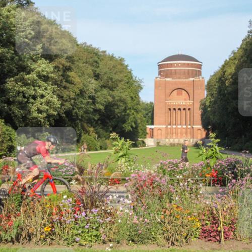 08.09.2024 - Stadtparktriathlon Zöllner http://msf.ph/oto/7038154 08.09.2024 08:58:17 Radfahren 23, 37, 72 meine-sportfotos.de