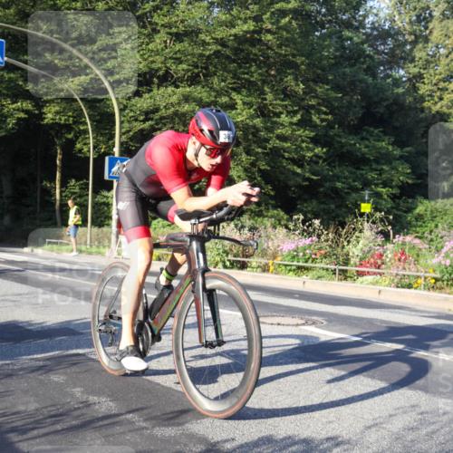 08.09.2024 - Stadtparktriathlon Zöllner http://msf.ph/oto/7038377 08.09.2024 08:49:45 Radfahren 17, 38 meine-sportfotos.de
