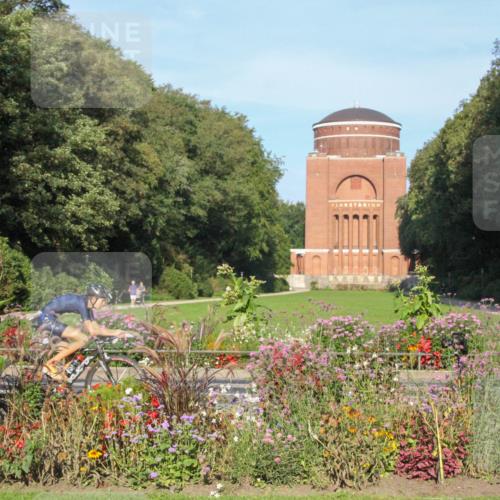 08.09.2024 - Stadtparktriathlon Zöllner http://msf.ph/oto/7038390 08.09.2024 09:04:13 Radfahren 23, 55, 113, 117, 128 meine-sportfotos.de