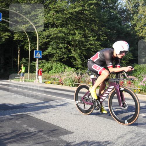 08.09.2024 - Stadtparktriathlon Zöllner http://msf.ph/oto/7038395 08.09.2024 08:50:20 Radfahren 1, 22, 56 meine-sportfotos.de