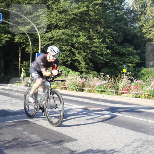 08.09.2024 - Stadtparktriathlon Zöllner http://msf.ph/oto/7038428 08.09.2024 08:51:30 Radfahren 25, 26, 89 meine-sportfotos.de