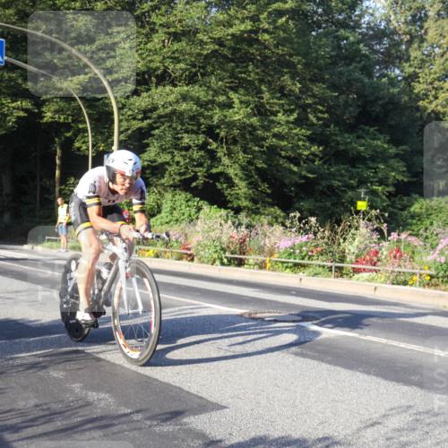 08.09.2024 - Stadtparktriathlon Zöllner http://msf.ph/oto/7038477 08.09.2024 08:52:45 Radfahren 41, 57, 74 meine-sportfotos.de