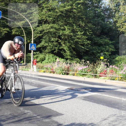 08.09.2024 - Stadtparktriathlon Zöllner http://msf.ph/oto/7038491 08.09.2024 08:53:14 Radfahren 24, 30, 46, 82 meine-sportfotos.de