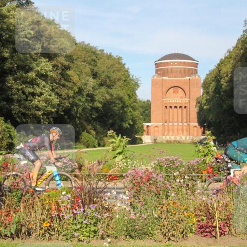 08.09.2024 - Stadtparktriathlon Zöllner http://msf.ph/oto/7038502 08.09.2024 09:07:39 Radfahren 1, 5, 6, 14, 49, 59, 65, 126 meine-sportfotos.de