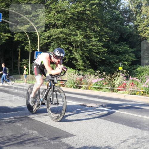 08.09.2024 - Stadtparktriathlon Zöllner http://msf.ph/oto/7038522 08.09.2024 08:54:14 Radfahren 64, 69 meine-sportfotos.de
