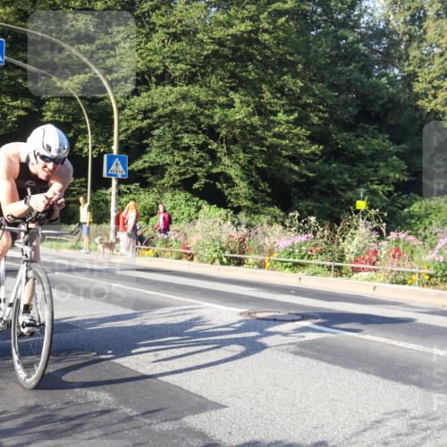 08.09.2024 - Stadtparktriathlon Zöllner http://msf.ph/oto/7038543 08.09.2024 08:56:06 Radfahren 1, 5, 19, 49, 59, 86 meine-sportfotos.de