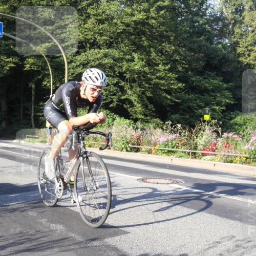 08.09.2024 - Stadtparktriathlon Zöllner http://msf.ph/oto/7038582 08.09.2024 08:57:28 Radfahren 80 meine-sportfotos.de