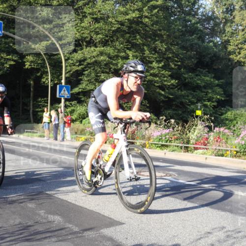 08.09.2024 - Stadtparktriathlon Zöllner http://msf.ph/oto/7038584 08.09.2024 08:57:35 Radfahren 25, 26, 71, 83 meine-sportfotos.de