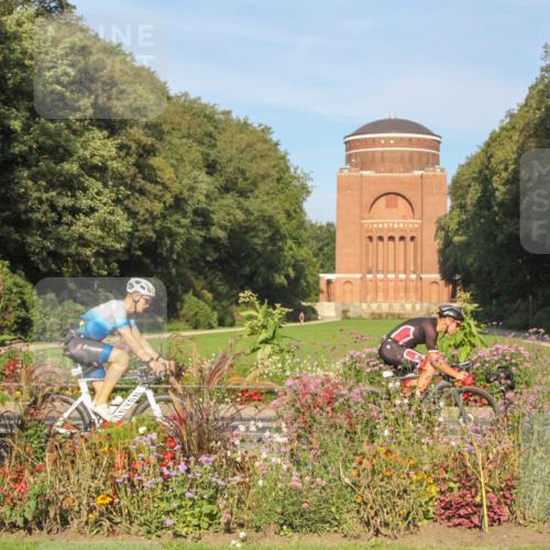 08.09.2024 - Stadtparktriathlon Zöllner http://msf.ph/oto/7038624 08.09.2024 09:10:01 Radfahren 31, 83, 89, 94, 107, 113, 125 meine-sportfotos.de