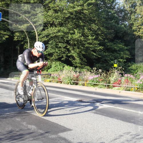 08.09.2024 - Stadtparktriathlon Zöllner http://msf.ph/oto/7038632 08.09.2024 08:58:49 Radfahren 27, 57, 74 meine-sportfotos.de
