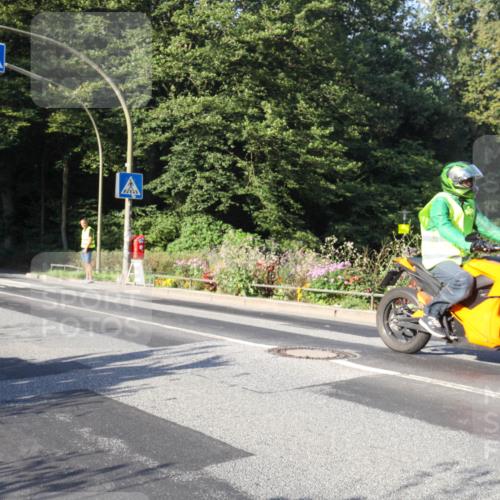 08.09.2024 - Stadtparktriathlon Zöllner http://msf.ph/oto/7038638 08.09.2024 08:58:55 Radfahren 27, 28 meine-sportfotos.de