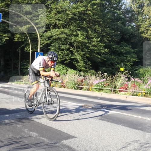 08.09.2024 - Stadtparktriathlon Zöllner http://msf.ph/oto/7038664 08.09.2024 08:59:46 Radfahren 7, 13, 58 meine-sportfotos.de