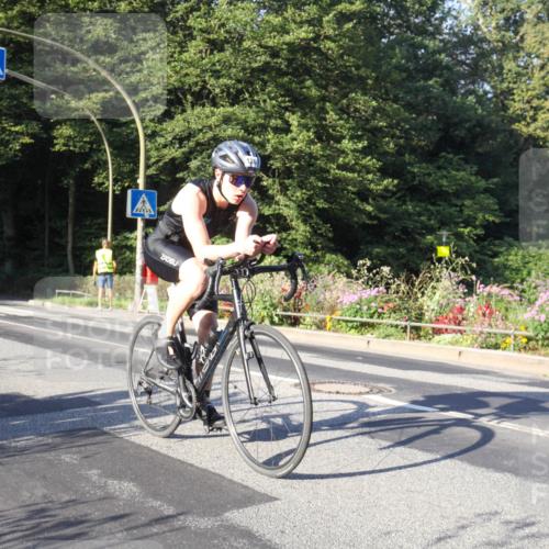 08.09.2024 - Stadtparktriathlon Zöllner http://msf.ph/oto/7038700 08.09.2024 09:01:22 Radfahren 126 meine-sportfotos.de