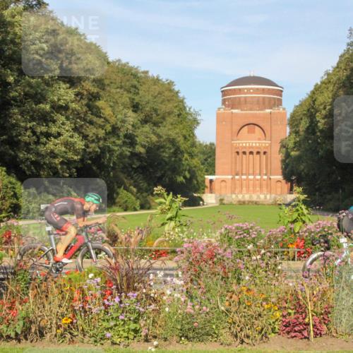 08.09.2024 - Stadtparktriathlon Zöllner http://msf.ph/oto/7038713 08.09.2024 09:11:49 Radfahren 4, 11, 45, 124, 138, 140, 144 meine-sportfotos.de