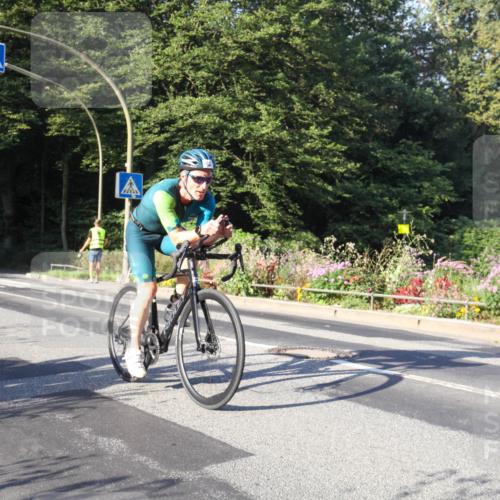 08.09.2024 - Stadtparktriathlon Zöllner http://msf.ph/oto/7038732 08.09.2024 09:02:35 Radfahren 22, 33, 50, 62 meine-sportfotos.de