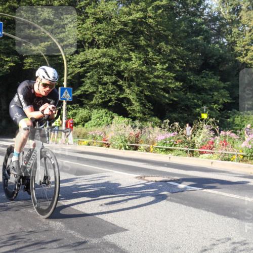 08.09.2024 - Stadtparktriathlon Zöllner http://msf.ph/oto/7038738 08.09.2024 09:02:47 Radfahren 77, 90, 105, 158 meine-sportfotos.de