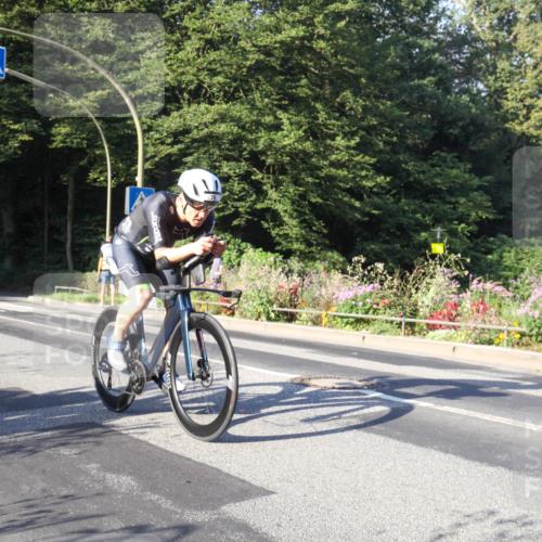 08.09.2024 - Stadtparktriathlon Zöllner http://msf.ph/oto/7038759 08.09.2024 09:03:04 Radfahren 39, 78, 115 meine-sportfotos.de
