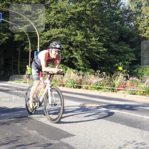 08.09.2024 - Stadtparktriathlon Zöllner http://msf.ph/oto/7038788 08.09.2024 09:03:45 Radfahren 25, 26, 80, 109 meine-sportfotos.de
