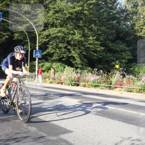 08.09.2024 - Stadtparktriathlon Zöllner http://msf.ph/oto/7038831 08.09.2024 09:04:14 Radfahren 23, 55, 117, 128 meine-sportfotos.de