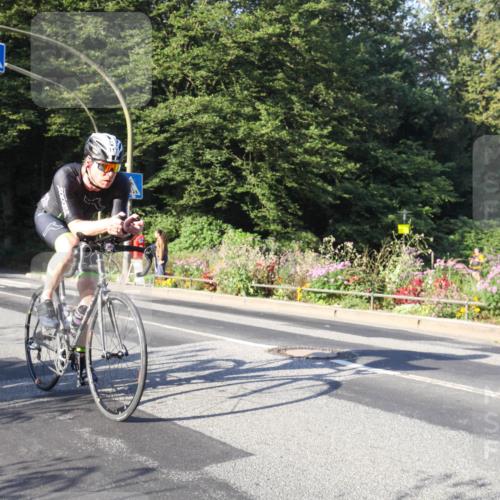 08.09.2024 - Stadtparktriathlon Zöllner http://msf.ph/oto/7038835 08.09.2024 09:04:17 Radfahren 23, 117, 119, 128 meine-sportfotos.de