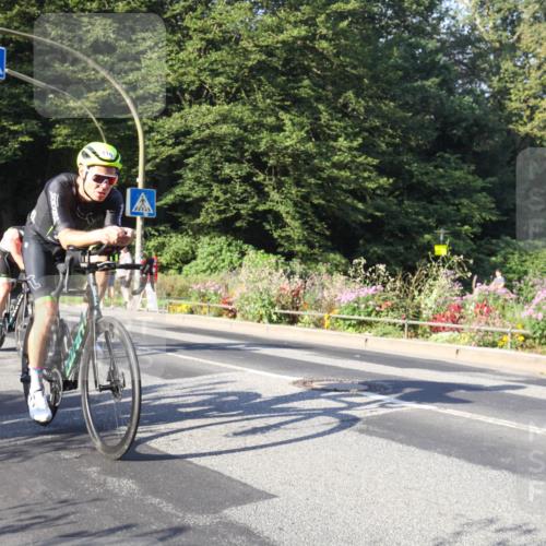 08.09.2024 - Stadtparktriathlon Zöllner http://msf.ph/oto/7038851 08.09.2024 09:04:52 Radfahren 8, 57, 69, 85, 87, 116 meine-sportfotos.de