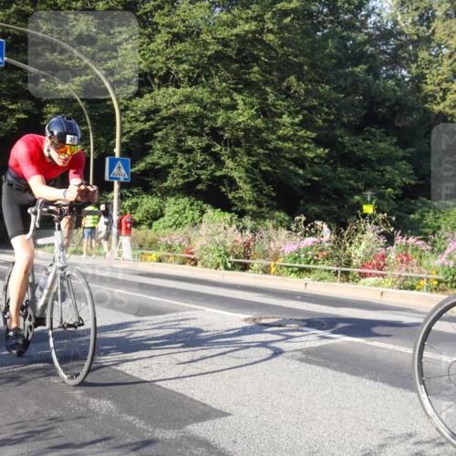 08.09.2024 - Stadtparktriathlon Zöllner http://msf.ph/oto/7038859 08.09.2024 09:04:57 Radfahren 27, 74, 85, 121 meine-sportfotos.de