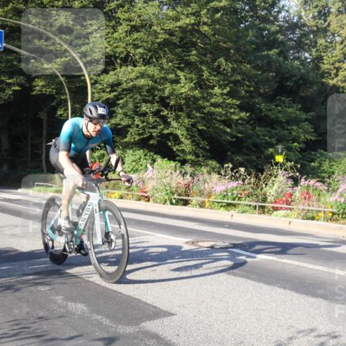 08.09.2024 - Stadtparktriathlon Zöllner http://msf.ph/oto/7038863 08.09.2024 09:05:02 Radfahren 74, 124 meine-sportfotos.de