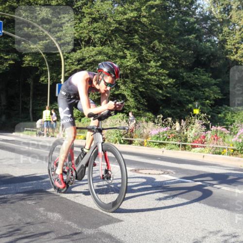 08.09.2024 - Stadtparktriathlon Zöllner http://msf.ph/oto/7038865 08.09.2024 09:05:09 Radfahren 28 meine-sportfotos.de