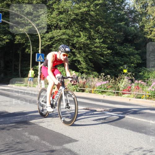 08.09.2024 - Stadtparktriathlon Zöllner http://msf.ph/oto/7038884 08.09.2024 09:05:43 Radfahren 7, 13 meine-sportfotos.de