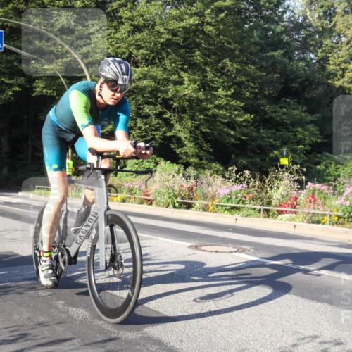 08.09.2024 - Stadtparktriathlon Zöllner http://msf.ph/oto/7038888 08.09.2024 09:06:05 Radfahren 61 meine-sportfotos.de
