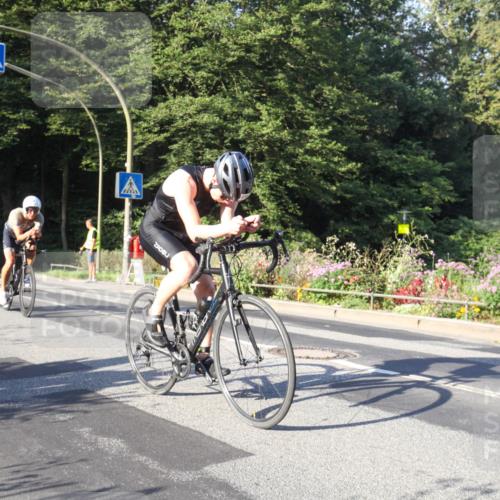 08.09.2024 - Stadtparktriathlon Zöllner http://msf.ph/oto/7038922 08.09.2024 09:07:36 Radfahren 1, 5, 6, 49, 59, 65, 126 meine-sportfotos.de