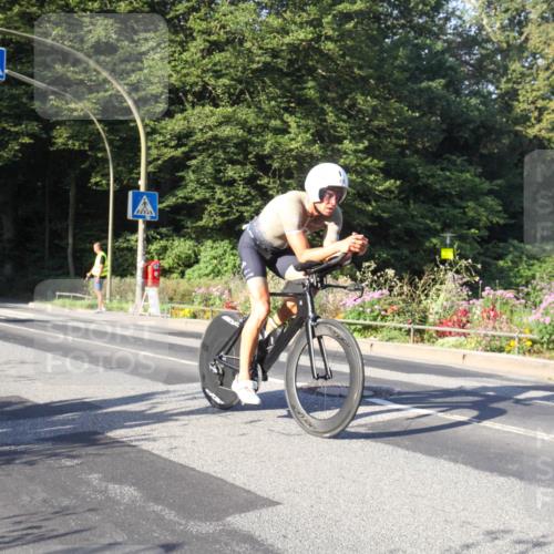 08.09.2024 - Stadtparktriathlon Zöllner http://msf.ph/oto/7038924 08.09.2024 09:07:36 Radfahren 1, 5, 6, 49, 59, 65, 126 meine-sportfotos.de