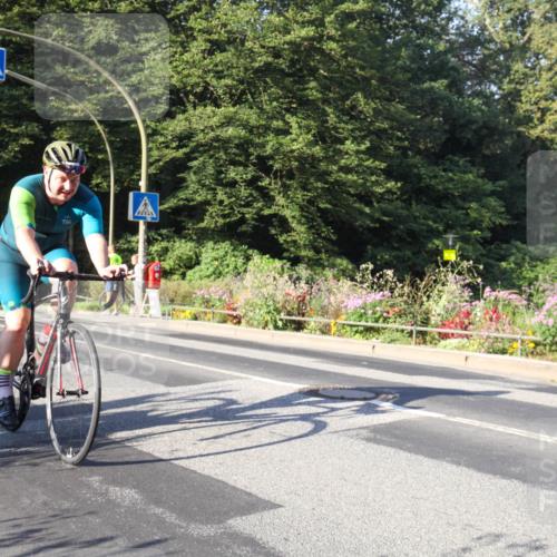 08.09.2024 - Stadtparktriathlon Zöllner http://msf.ph/oto/7038943 08.09.2024 09:07:59 Radfahren 64, 92 meine-sportfotos.de