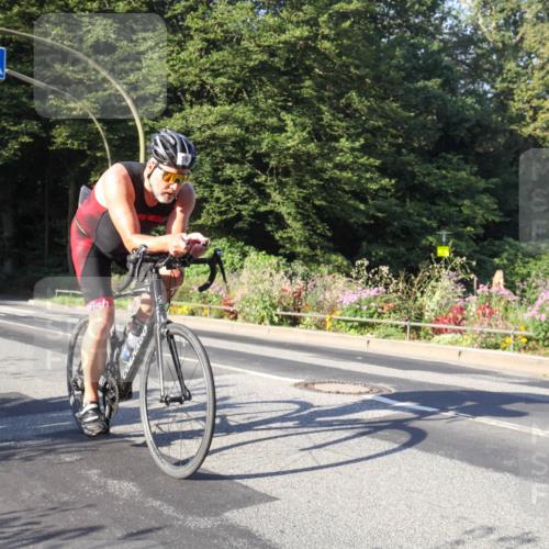 08.09.2024 - Stadtparktriathlon Zöllner http://msf.ph/oto/7038947 08.09.2024 09:08:11 Radfahren 16 meine-sportfotos.de