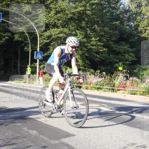 08.09.2024 - Stadtparktriathlon Zöllner http://msf.ph/oto/7038951 08.09.2024 09:08:24 Radfahren 103 meine-sportfotos.de