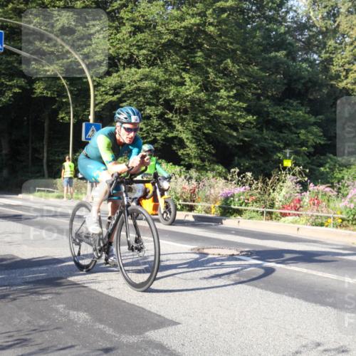 08.09.2024 - Stadtparktriathlon Zöllner http://msf.ph/oto/7038953 08.09.2024 09:08:28 Radfahren 50, 51, 62 meine-sportfotos.de