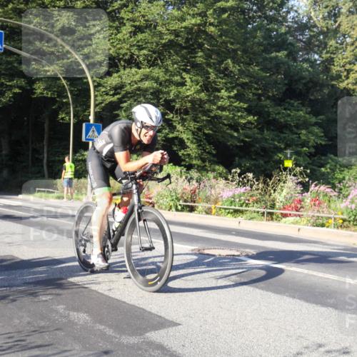 08.09.2024 - Stadtparktriathlon Zöllner http://msf.ph/oto/7038964 08.09.2024 09:08:36 Radfahren 22, 39, 53, 77, 91, 102, 105, 158 meine-sportfotos.de