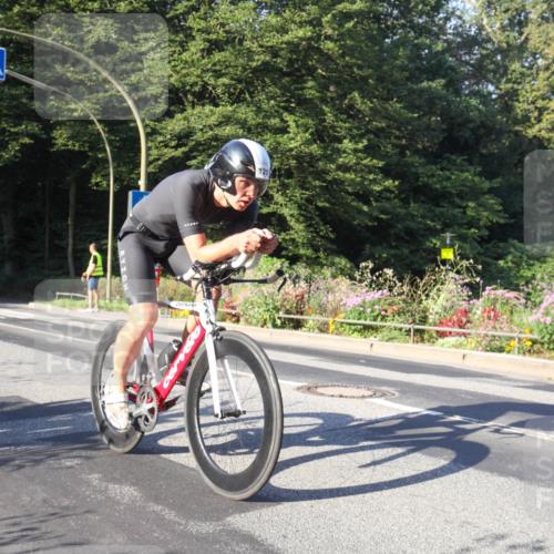 08.09.2024 - Stadtparktriathlon Zöllner http://msf.ph/oto/7038992 08.09.2024 09:09:07 Radfahren 32, 66, 120 meine-sportfotos.de