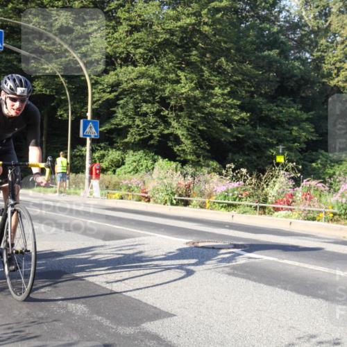 08.09.2024 - Stadtparktriathlon Zöllner http://msf.ph/oto/7038995 08.09.2024 09:09:10 Radfahren 32, 66, 120 meine-sportfotos.de