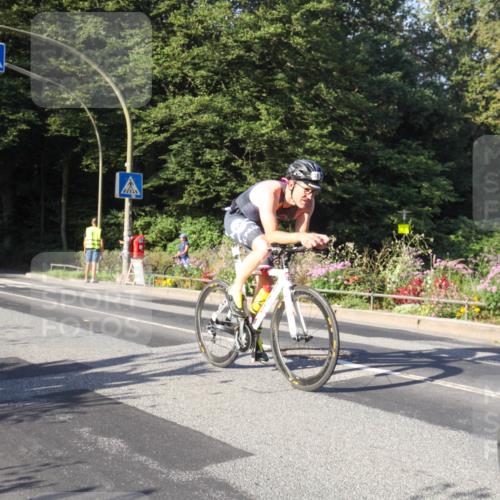 08.09.2024 - Stadtparktriathlon Zöllner http://msf.ph/oto/7039026 08.09.2024 09:09:38 Radfahren 25, 26, 35, 56, 72, 123 meine-sportfotos.de