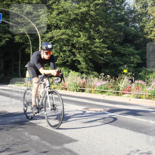08.09.2024 - Stadtparktriathlon Zöllner http://msf.ph/oto/7039028 08.09.2024 09:09:39 Radfahren 25, 26, 35, 56, 72, 123 meine-sportfotos.de