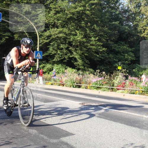 08.09.2024 - Stadtparktriathlon Zöllner http://msf.ph/oto/7039052 08.09.2024 09:10:02 Radfahren 31, 83, 89, 94, 98, 107 meine-sportfotos.de