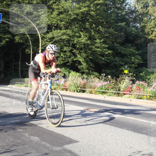 08.09.2024 - Stadtparktriathlon Zöllner http://msf.ph/oto/7039054 08.09.2024 09:10:05 Radfahren 10, 20, 69, 71, 89, 94, 98 meine-sportfotos.de