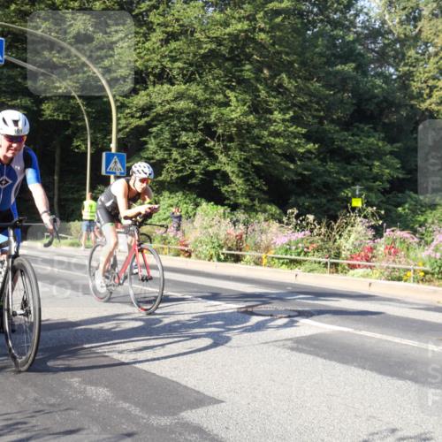 08.09.2024 - Stadtparktriathlon Zöllner http://msf.ph/oto/7039061 08.09.2024 09:10:17 Radfahren 87, 101, 133 meine-sportfotos.de