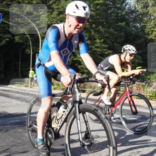 08.09.2024 - Stadtparktriathlon Zöllner http://msf.ph/oto/7039063 08.09.2024 09:10:17 Radfahren 87, 101, 133 meine-sportfotos.de