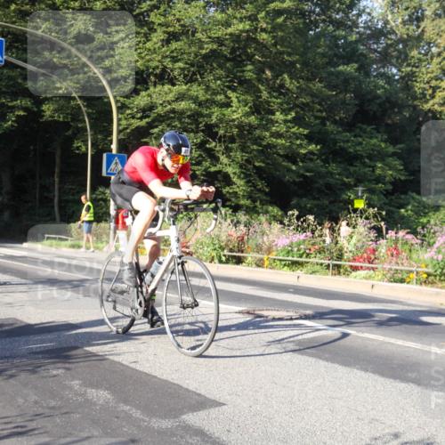 08.09.2024 - Stadtparktriathlon Zöllner http://msf.ph/oto/7039101 08.09.2024 09:11:09 Radfahren 27, 128, 153, 174 meine-sportfotos.de