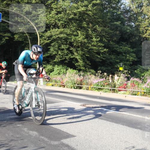 08.09.2024 - Stadtparktriathlon Zöllner http://msf.ph/oto/7039130 08.09.2024 09:11:49 Radfahren 4, 11, 45, 124, 138, 140, 144 meine-sportfotos.de