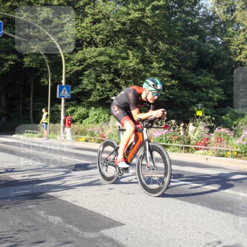 08.09.2024 - Stadtparktriathlon Zöllner http://msf.ph/oto/7039131 08.09.2024 09:11:49 Radfahren 4, 11, 45, 124, 138, 140, 144 meine-sportfotos.de