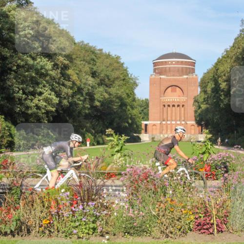 08.09.2024 - Stadtparktriathlon Zöllner http://msf.ph/oto/7039134 08.09.2024 09:21:08 Radfahren 3, 14, 52, 166 meine-sportfotos.de