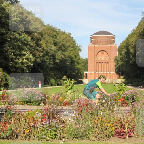 08.09.2024 - Stadtparktriathlon Zöllner http://msf.ph/oto/7039146 08.09.2024 09:21:23 Radfahren 64, 143 meine-sportfotos.de
